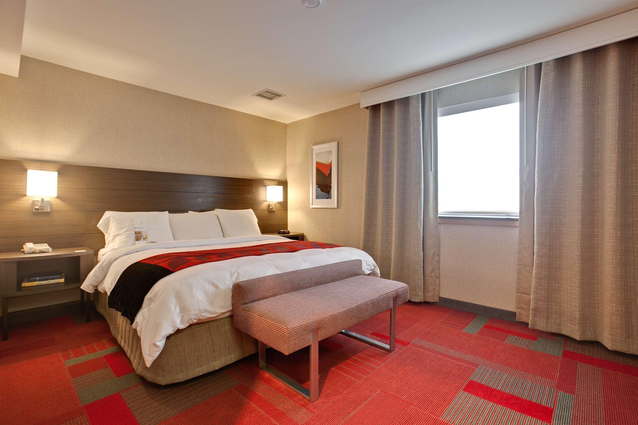 Radisson Hotel Madison Buitenkant foto