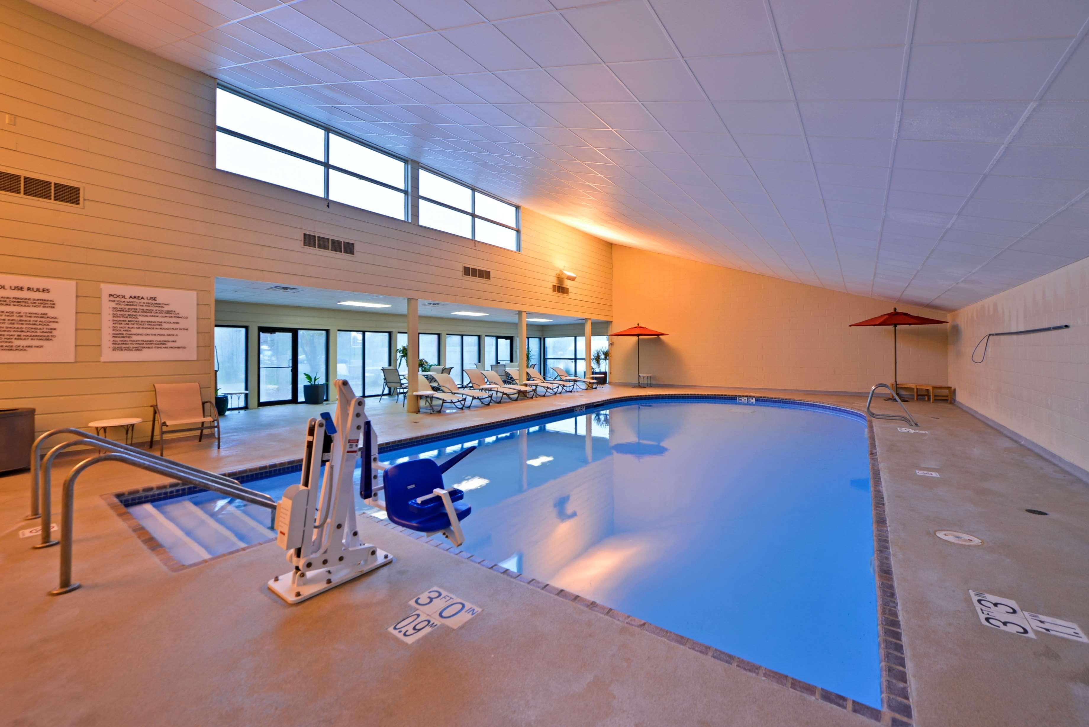 Radisson Hotel Madison Buitenkant foto