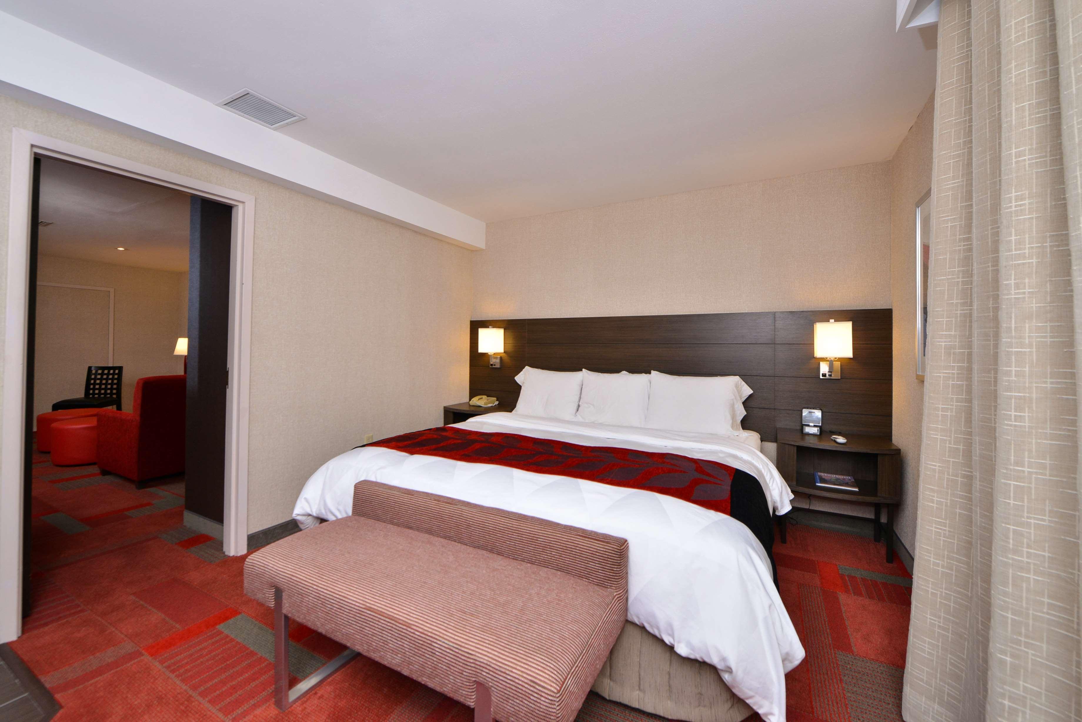 Radisson Hotel Madison Buitenkant foto