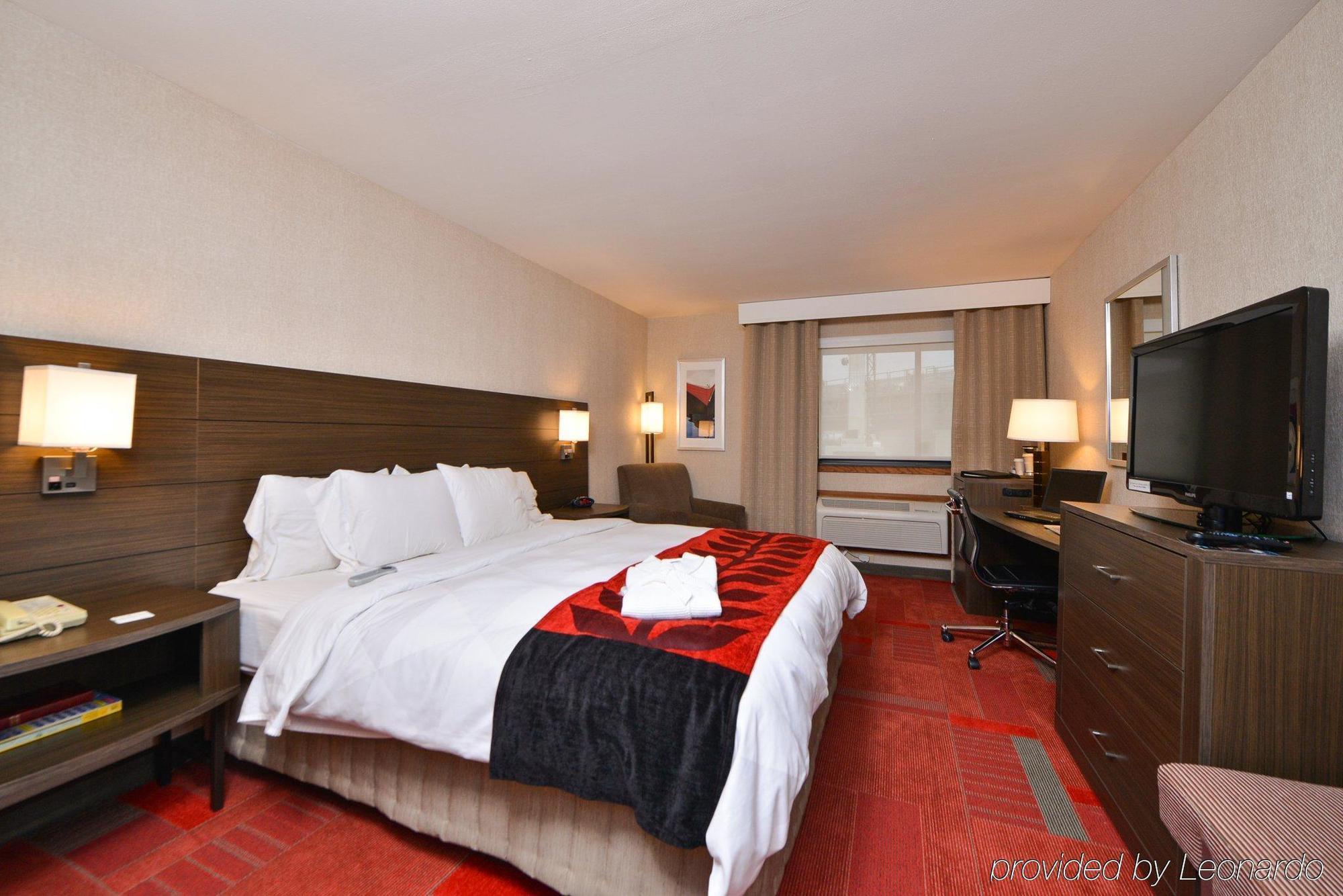 Radisson Hotel Madison Buitenkant foto